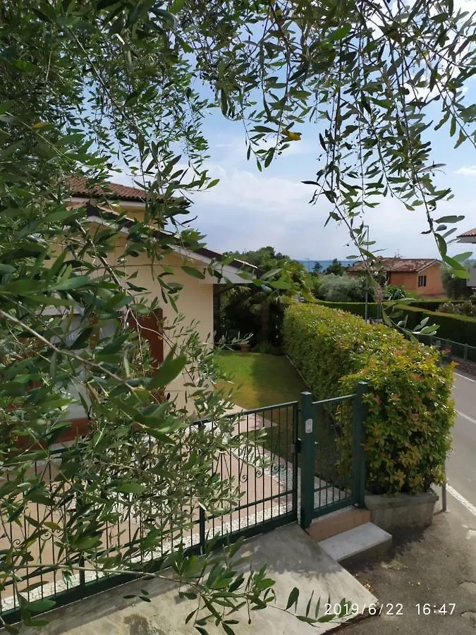 Apartment Appartamento Con Giardino A Cisano Di Bardolino