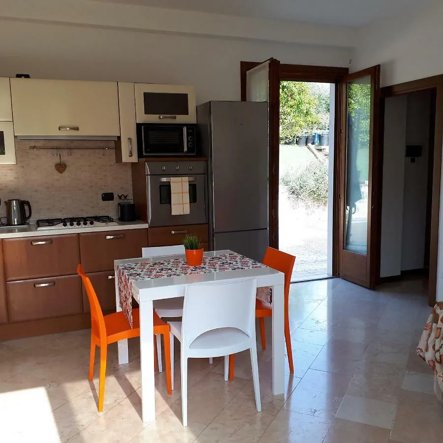 Appartamento Con Giardino A Cisano Di Bardolino