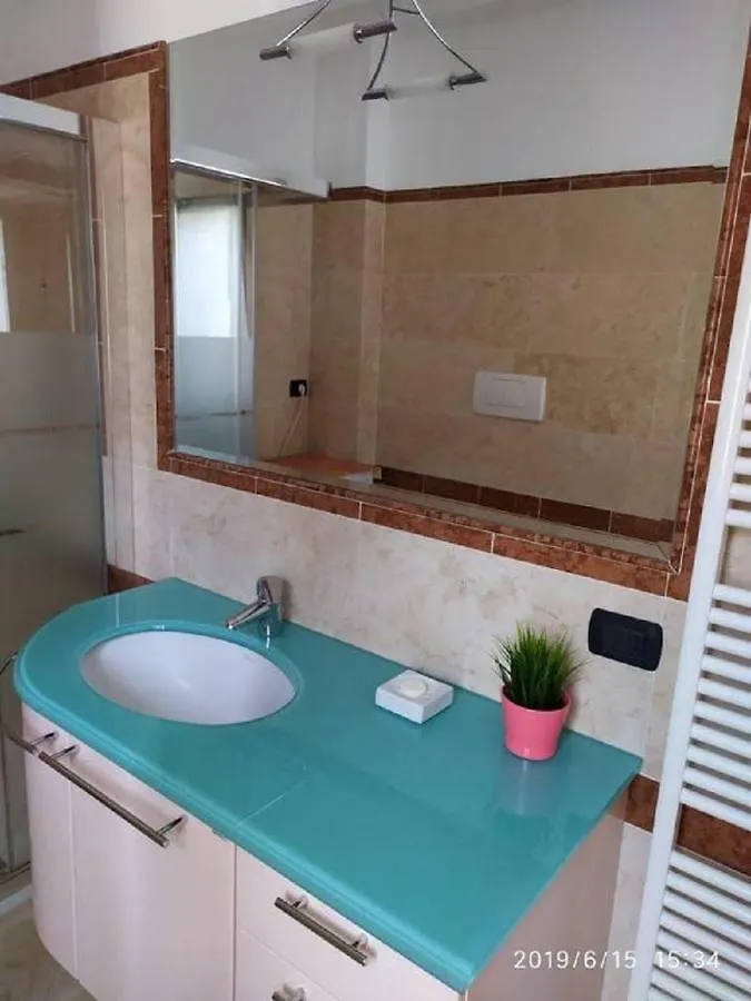 Appartamento Con Giardino A Cisano Di Bardolino Apartment